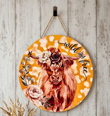 Wild & Free Highland Cow Door Hanger 🐮🌸 A Color-Packed Stencil & Transfer Makeover!