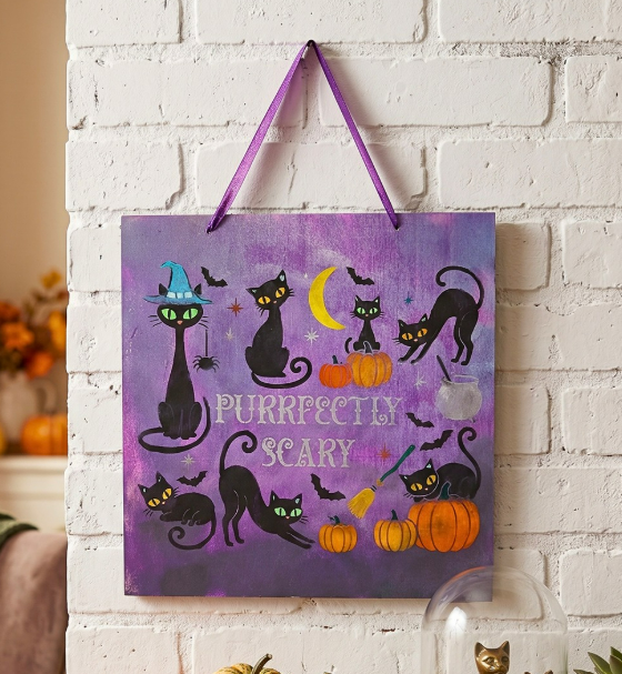 🐈‍⬛✨ Purrfectly Scary! Create a Spooky Halloween Cat Sign