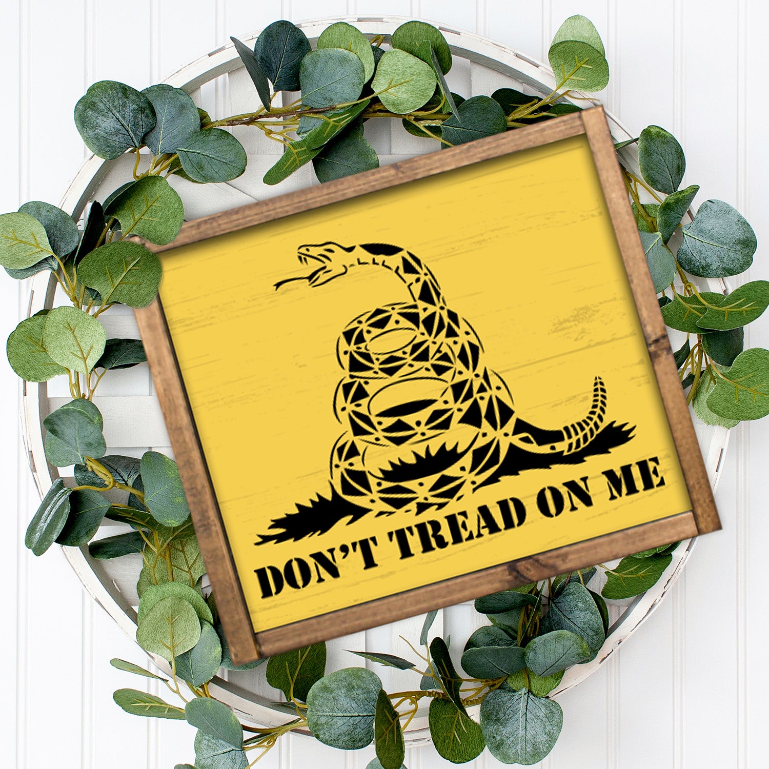 Don't Tread on Me Sign Stencil
